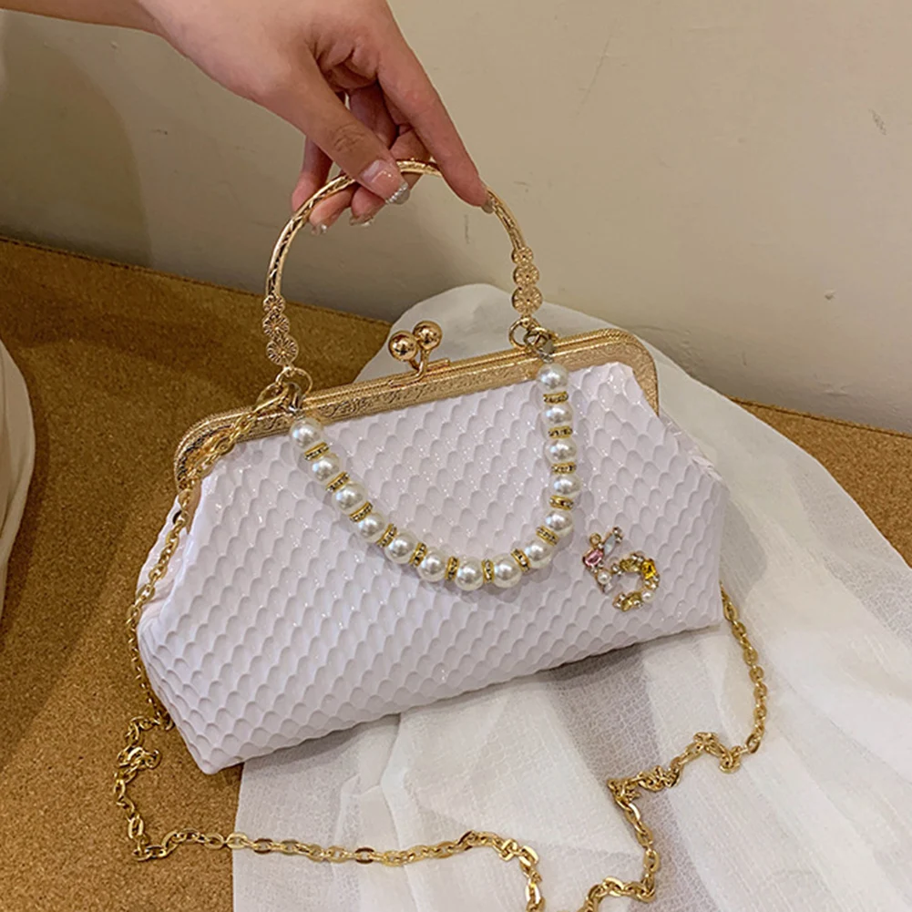 2023  Women French Minority  Bags  Chain Crossbody Bags Fashion  Chain  Clip Sma - £53.30 GBP