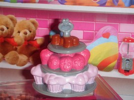 Fisher Price Loving Family Cupcakes 3 tier stand Sweets Dollhouse food D... - £3.09 GBP
