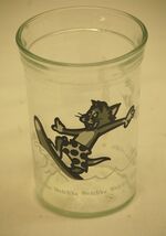 Tom &amp; Jerry Surfing Jelly Jar Glass Cup Animation Art Character 1990 Wel... - $12.86