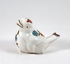 Salt or Pepper Shaker Bird Floral Design Porcelain Vintage - $8.49