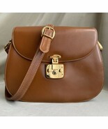 Authenticity Guarantee

Vintage Gucci Brown Lady Lock Crossbody Bag Whis... - $9,826.74 MXN