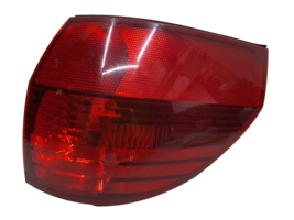04 05 Toyota sienna right passenger tail light assembly OEM - $454.60 MXN