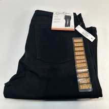 NWT Jessica Simpson Mid Rise Boot Cut Jeans, Size 12/31 Color Black MSRP $69.99 - £14.21 GBP