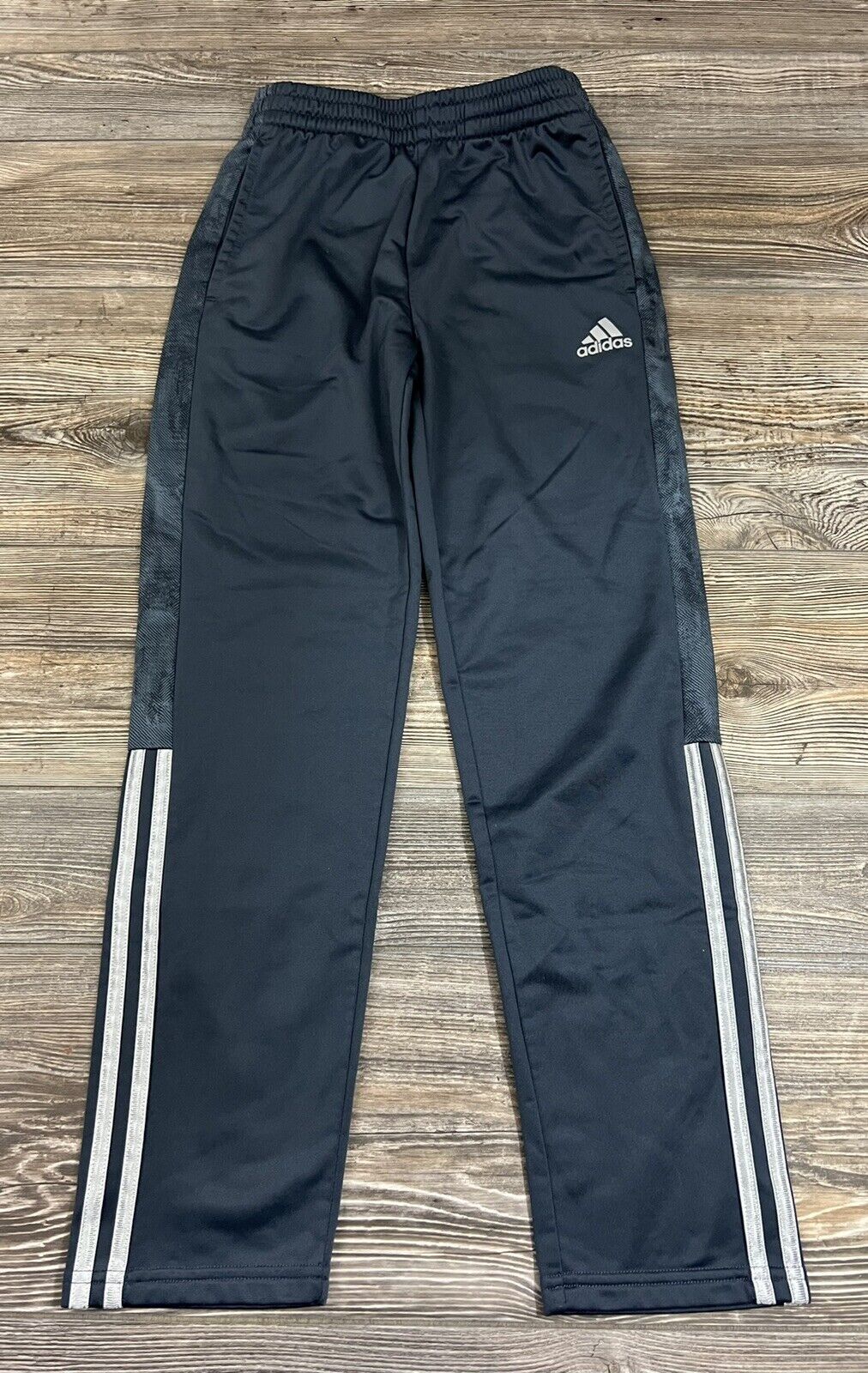 Adidas Youth Boy's Track Pants Size 10/12 M Grey, Drawstring, Pockets, #AK5592 - $17.82