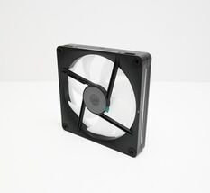 Corsair iCUE Link LX140 RGB Expansion 140mm PWM Fan Single Pack image 2