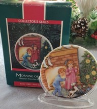 Hallmark Keepsake Morning Of Wonder 3RD In The Collectors Plate Series Christmas - $7.84