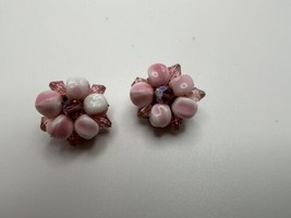 Vintage Pink Glass Clip On Earrings 2cm - £27.63 GBP