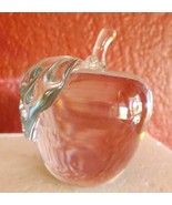 Art Glass Apple Figurine Paperweight Vintage engraved Jon &#39;75 - £26.42 GBP