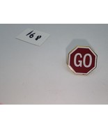 A Stop Sign Lapel Pin - €6,88 EUR