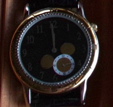 Disney Retired Ladies Mickey Mouse Watch! New! HTF! Mickey Icon on Dial! Very Un - £176.95 GBP
