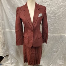 Vintage Saks Fifth Avenue Women&#39;s Red Blazer and Skirt Set Size 4 - $39.60
