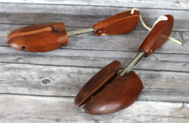 Vtg Rochester Shoe Tree Co Gen 3 Cedar Wood Split Toe Shoe Tree Adjustab... - $15.76