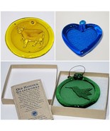 Set of 3 Pressed Art Glass 4&quot; Yellow Cow Green Hummingbird Blue Heart Su... - £25.47 GBP