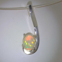 Pendant Welo Opal Solitaire Oval Handcrafted 925 Silver Unisex Rigid Design 472 - £90.35 GBP