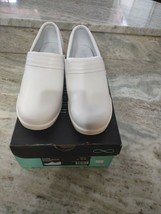 Infinity Nursing Shoes Size 9.5 Slip Resistant - $64.29