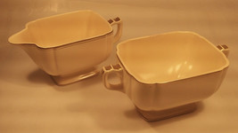 [Q17] Almond Color Wells Sugar Bowl &amp; Creamer Warranted 18 Carat Gold - £12.60 GBP