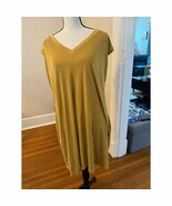 Umgee V-Neck T-Shirt Dress – Mustard – Size Medium – NWT - $553.36 MXN
