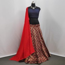 Elegant Banarasi Silk Lehenga Choli - Traditional Indian Wedding Outfit - £48.19 GBP