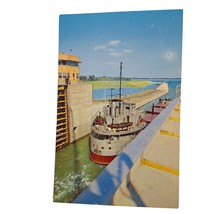 Postcard St Lawrence Seaway And Power Project Canada Freighter Leaving Lock - £5.56 GBP