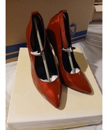 Highest Heel Collection Size 7 Red Pearl Pump - $568.44 MXN