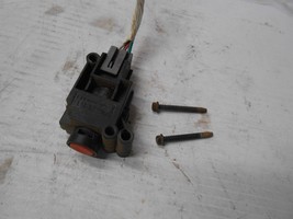 1996 Ford Ranger Fuel Pump Shut Off Switch F5AB-9341-AA - $370.09 MXN