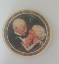 8&quot; Norman Rockwell Golden Christmas Collectors Plate Knowles 1976 - £7.17 GBP