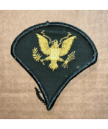 US Army Specialist Enlisted Rank Patch Green Yellow Eagle - $2.00