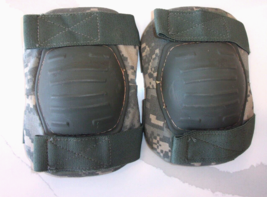 NEW USGI U.S. ARMY ACU CAMOUFLAGE TACTICAL ELBOW PADS ONE SIZE FITS ALL - $18.21
