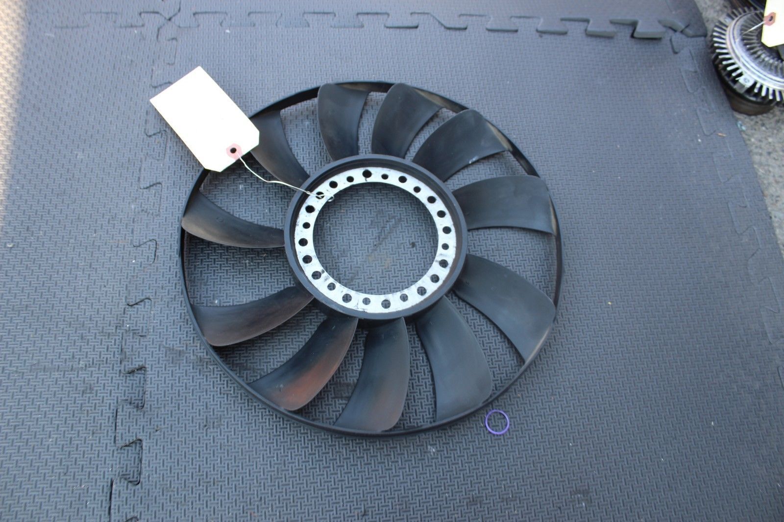 1999-2001 VW VOLKSWAGEN PASSAT CLUTCH FAN BLADE M310 - $42.99