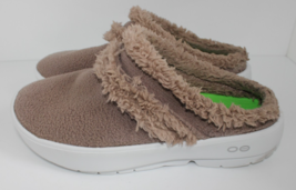 Oofos Women’s Oocoozie Mule Slip On Comfort Recovery Shoe Sz 7 Tan Fleece - $44.99
