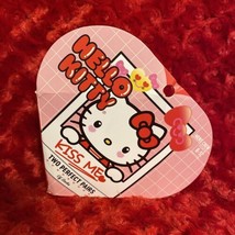 Sanrio Hello Kitty  ❤️Kiss Me Two Perfect Pairs Of Valentine Socks Mens Crew NIB - £11.95 GBP