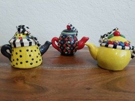 VTG Set of 3 Mary Engelbreit Ceramic Miniature Teapots Ornaments,  Shelf Decor - £40.59 GBP