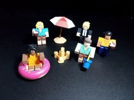 Roblox Action Collection -Tropical Resort Tycoon: Ultimate Vacation Five... - $11.83
