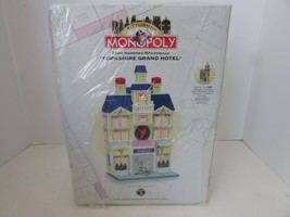 DEPT 56 13607 MONOPOLY BOARDWAL YORKSHIRE GRAND HOTEL LIGHTED BUILDING NEW - $32.54