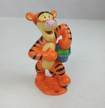 Vintage Walt Disney Tigger Carrying Basket Of Apples 3&quot; Collectible Figure - £3.05 GBP