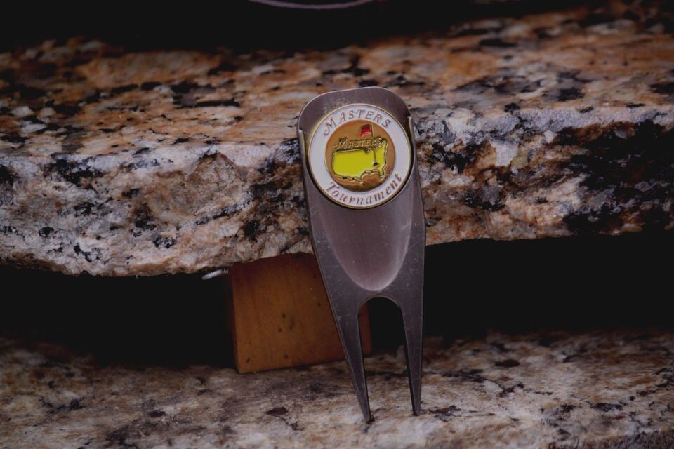 Masters White Ball Marker w Divot Tool - White Tournament BM - $16.79