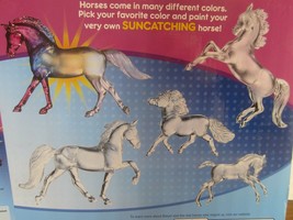 BREYER HORSE  CREATE YOUR OWN PAINTING SUNCATCHER STABLEMATES KIT CRAFT4210 - $28.80