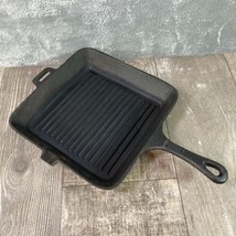 Vintage Lodge Old MOUNTAIN  cast iron 10&quot; SQUARE SKILLET - £14.83 GBP
