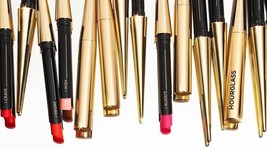 Hourglass Confession Ultra Slim High Intensity Refillable Lipstick, Choo... - $281.18 MXN