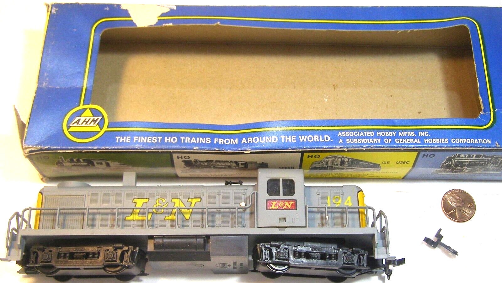 A.H.M. HO Model R.R. Locomotive Dummy #194 Diesel  Yugoslavia   BKR - $19.95