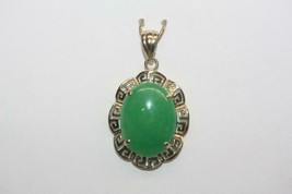 Fine 14K Yellow Gold Greek Key Oval Green Stone Cabochon Pendant for Necklace - £123.99 GBP