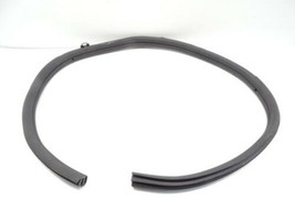Mercedes R172 SLC43 SLC300 seal, weatherstrip, door opening, right 17269... - $32.71