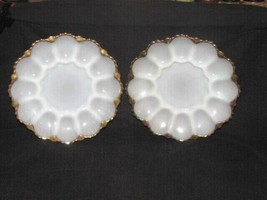 Anchor Hocking Deviled Egg Serving Plate Round Milk Glass, With Gold Trim - £9.75 GBP