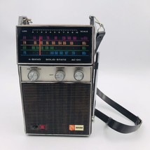 Vintage Centaur 4 Band Solid State AC/DC Portable Radio Model 1801 -- 11&quot; Tall  - £36.18 GBP
