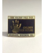 Holiday Folk Fair 1995 Milwaukee Wisconsin USA Metal &amp; Enamel Lapel Pin - $14.24