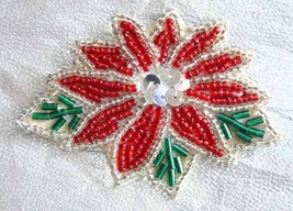 Elegant Glass Seed Bead Embroidery Poinsettia Christmas Brooch 1980s vintage - £10.37 GBP