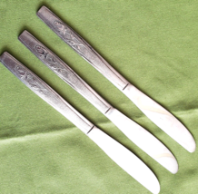 Oneida Stainless Maybrook Pattern 3 Solid Handle Dinner Knives 8.25&quot;  Japan      - £7.54 GBP