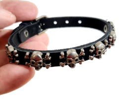 Skull Bracelet Wristband Real Leather Cuff Skull Crossbones Jewellery Bracelet - £12.48 GBP