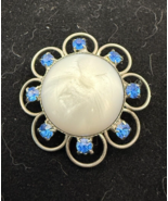 Vintage Moonglow Style Brooch Blue Rhinestones Silver Tone 1.5&quot; Round Mo... - $314.10 MXN