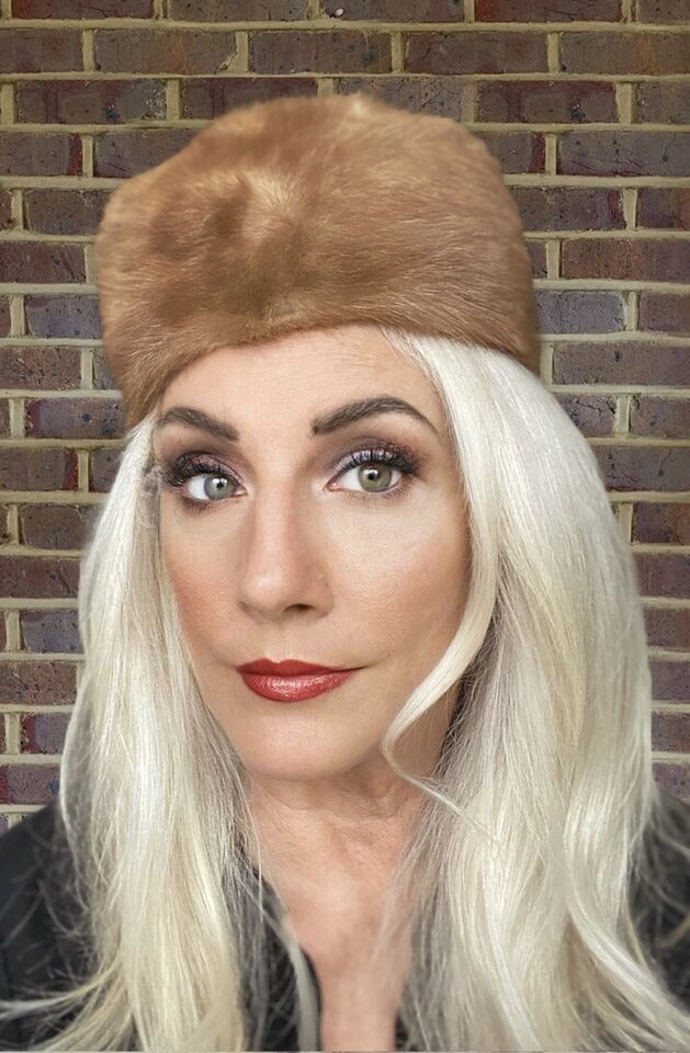 VTG Blonde Ranch Mink Womens Hat Pillbox Style Pollacks Fur 1960s Gorgeous - $88.21
